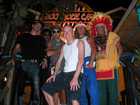 Les faux Village People, pour me voir avec les vrais voir la page Autres Souvenirs / Famous People sur ce site