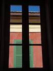 Les belles couleurs des facades et du ciel sngalais.